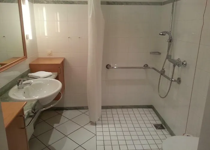 Hotel Wohnstift Auf Der Kronenburg Dortmund