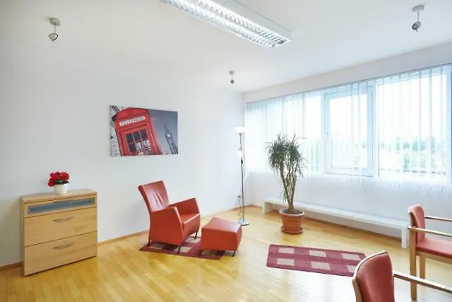 Wohnstift Auf Der Kronenburg Hotell *