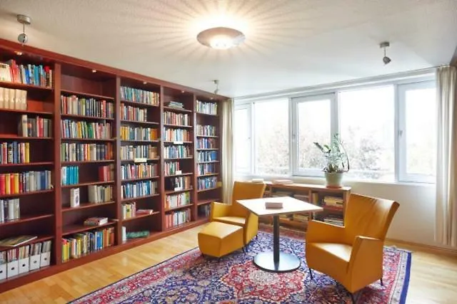 Wohnstift Auf Der Kronenburg Hotell *